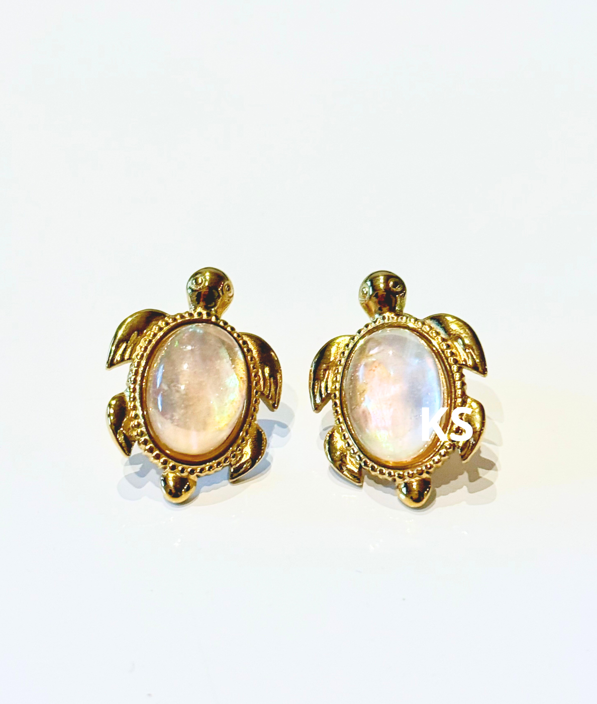 Pendientes Eterna
