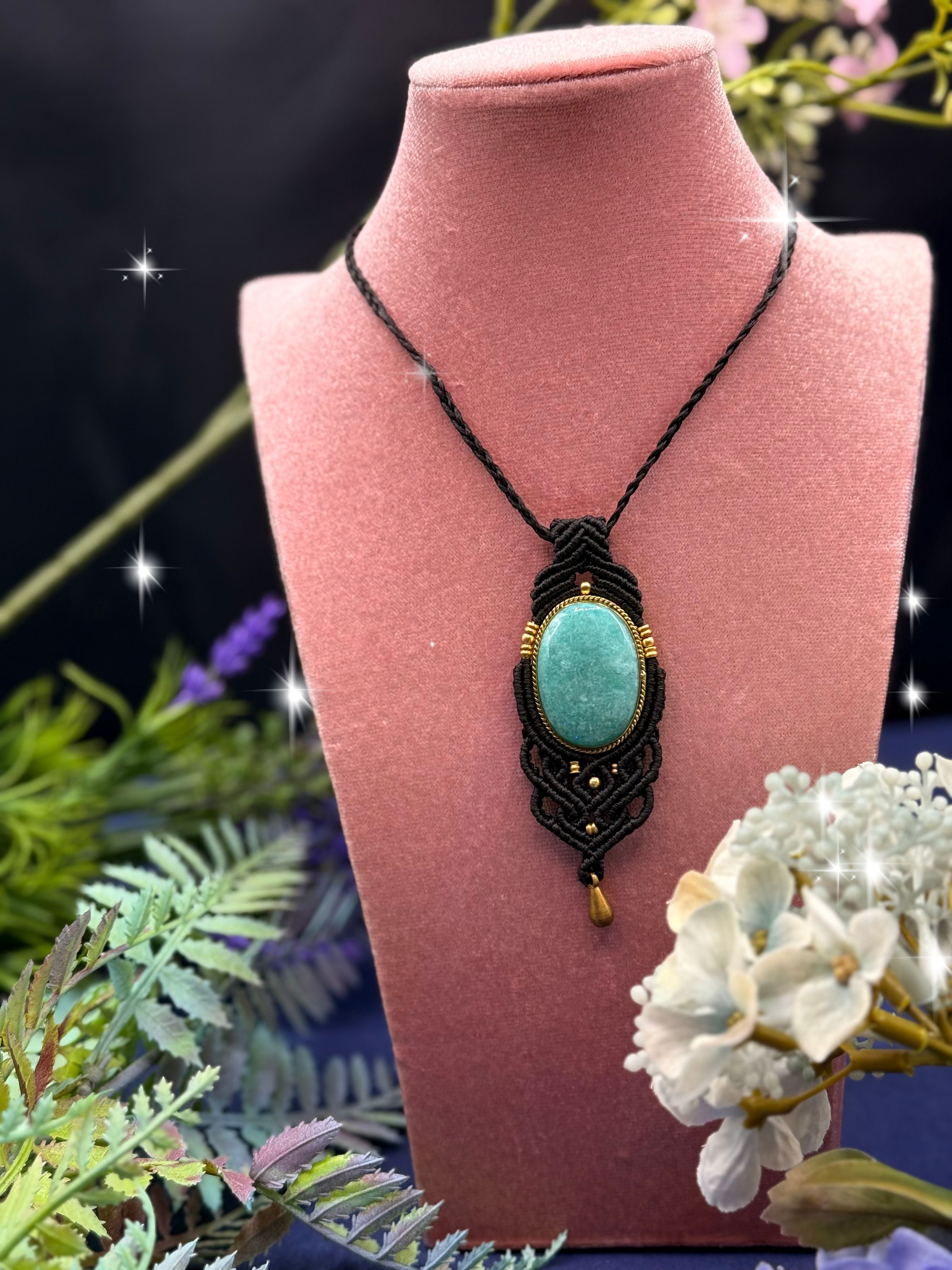 COLLAR AVENTURINA  MACRAMÉ