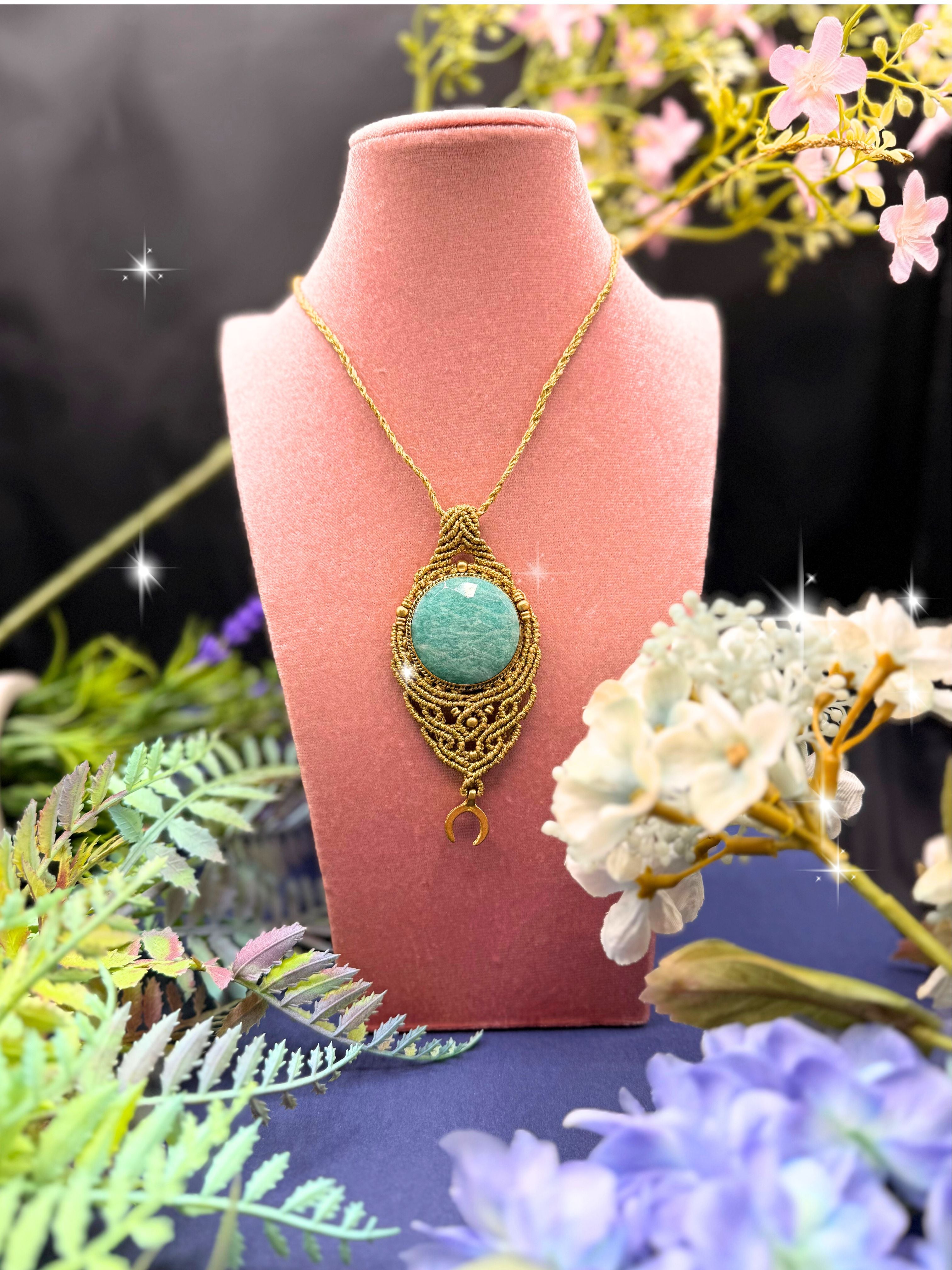 COLLAR AMAZONITA MACRAMÉ