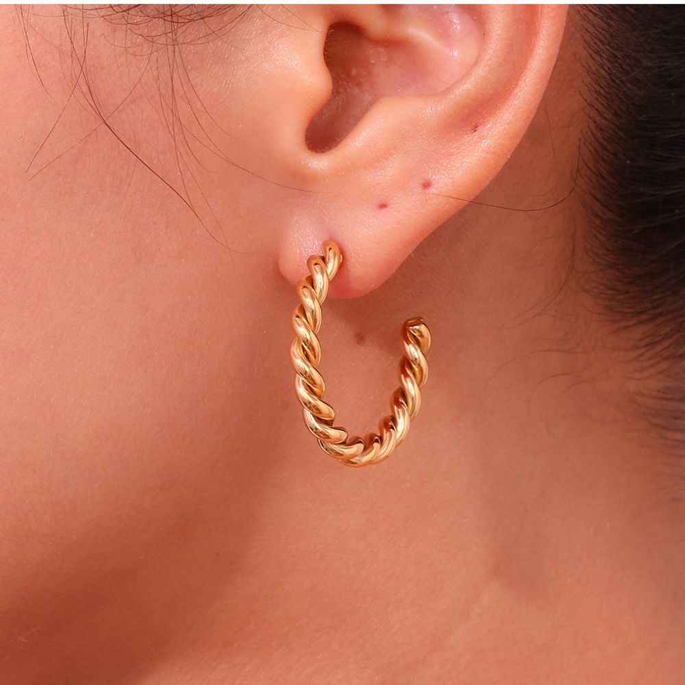 PENDIENTES VICTORIA 18K GOLD PLATED